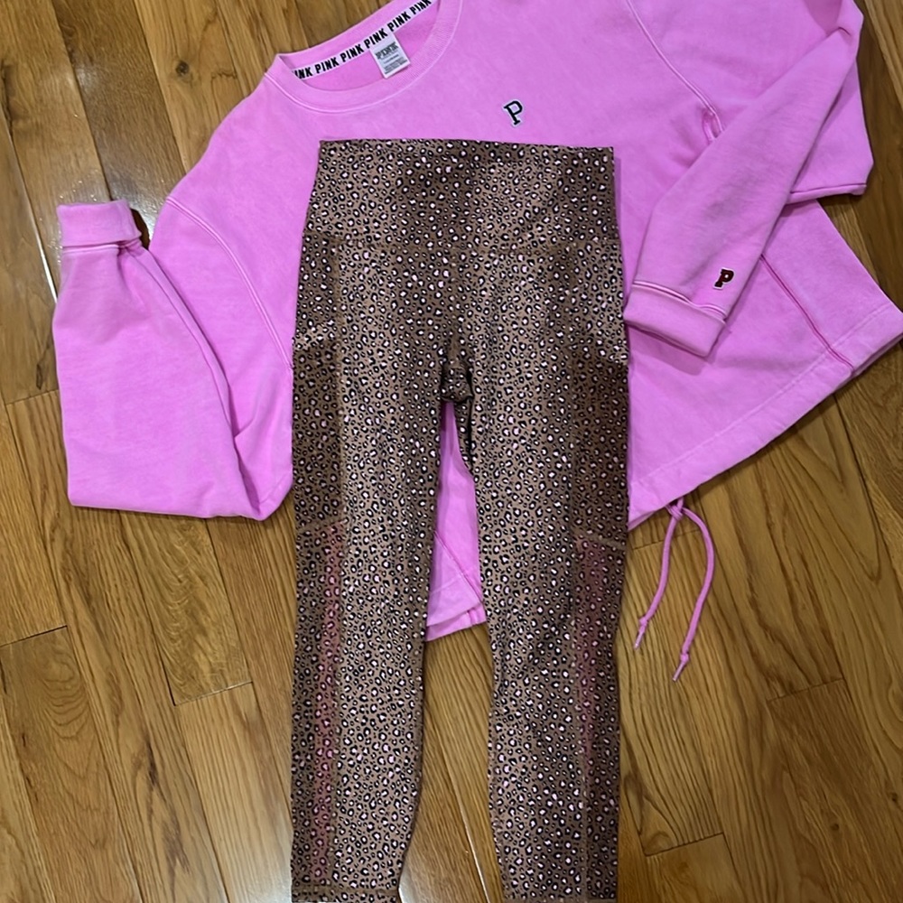Fabletics capris
